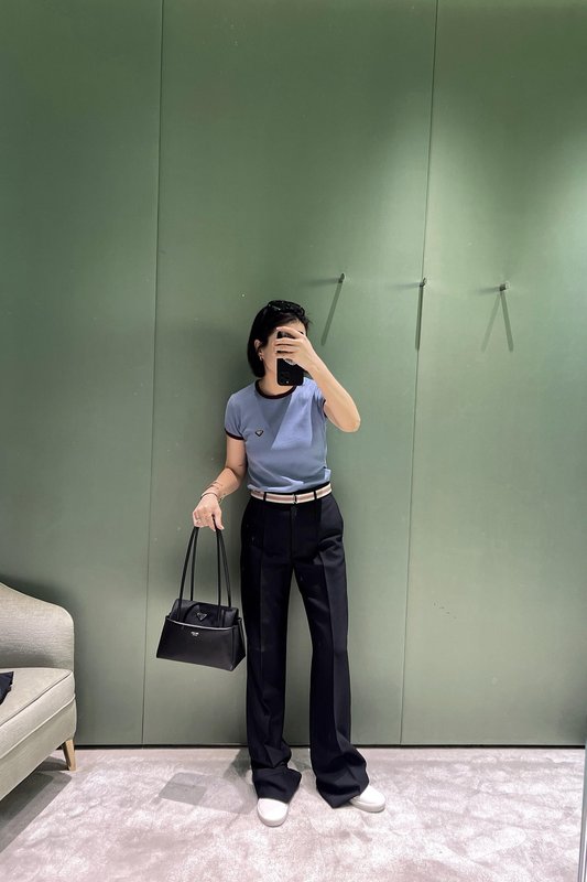 컬러 블록 로고 면 라운드넥 반팔 티셔츠 001-256036