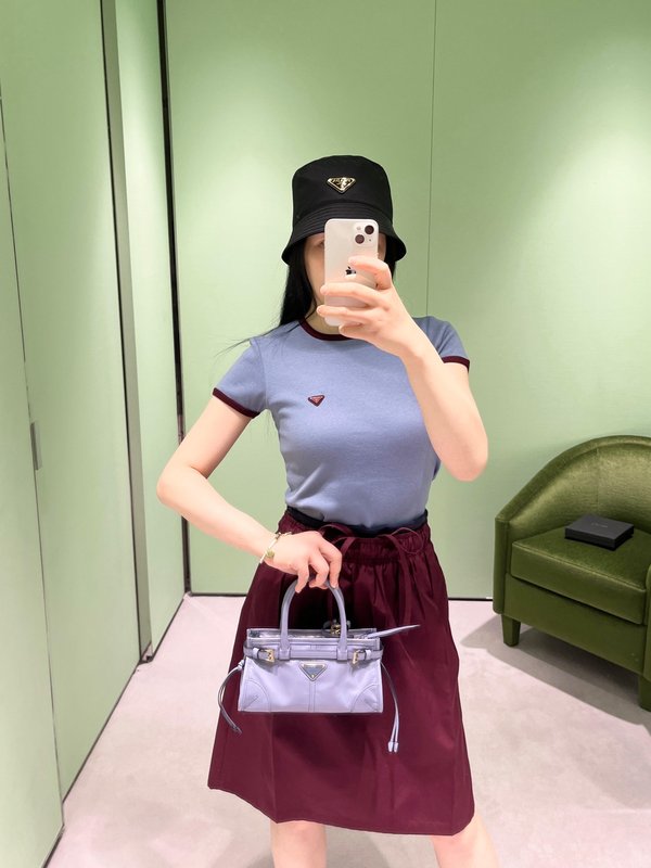 컬러 블록 로고 면 라운드넥 반팔 티셔츠 001-256036