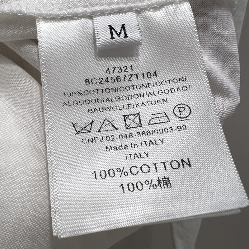 자수 로고 라운드넥 긴팔 티셔츠 001-256062