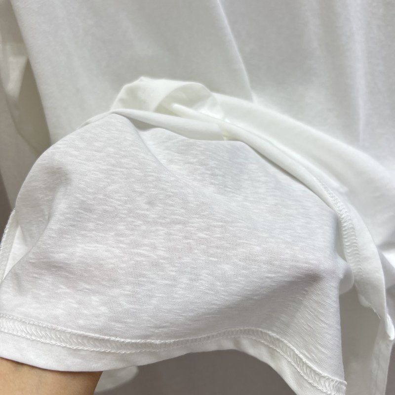 자수 로고 라운드넥 긴팔 티셔츠 001-256062
