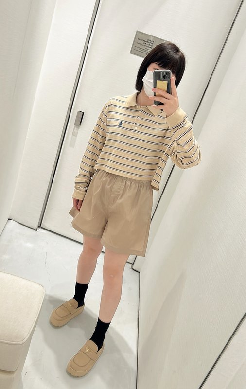 프라다 스트라이프 숏 폴로 셔츠 001-256068