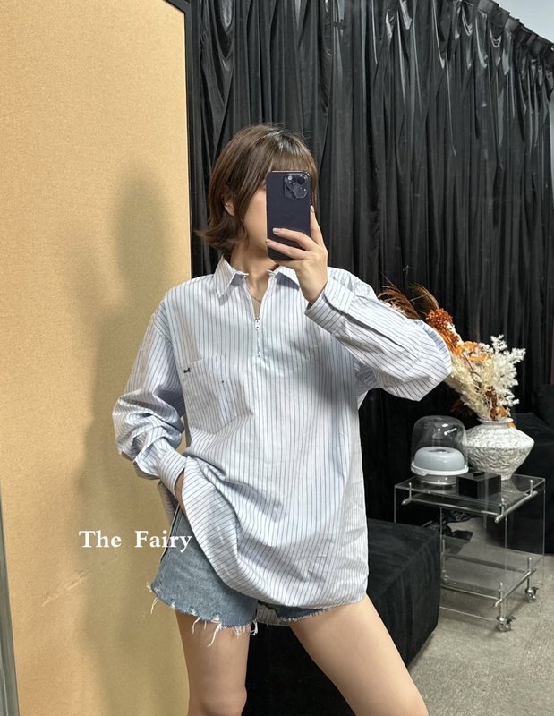 블루 화이트 스트라이프 하프 지퍼 셔츠 001-256078