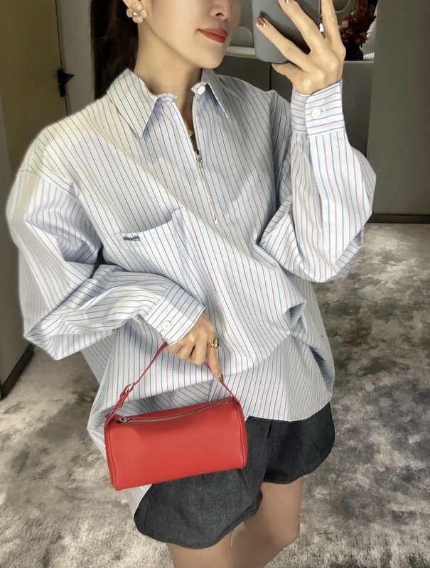 블루 화이트 스트라이프 하프 지퍼 셔츠 001-256078