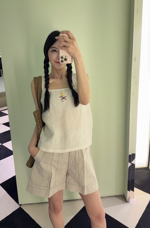 프라다 여름 자수 린넨 민소매 탑 001-256084