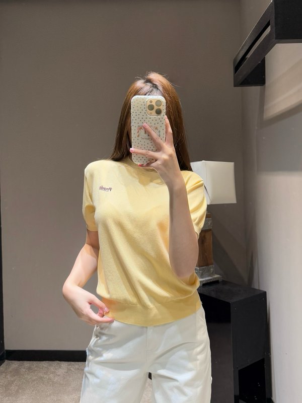 로우 자수 니트 반팔 티셔츠 001-256128