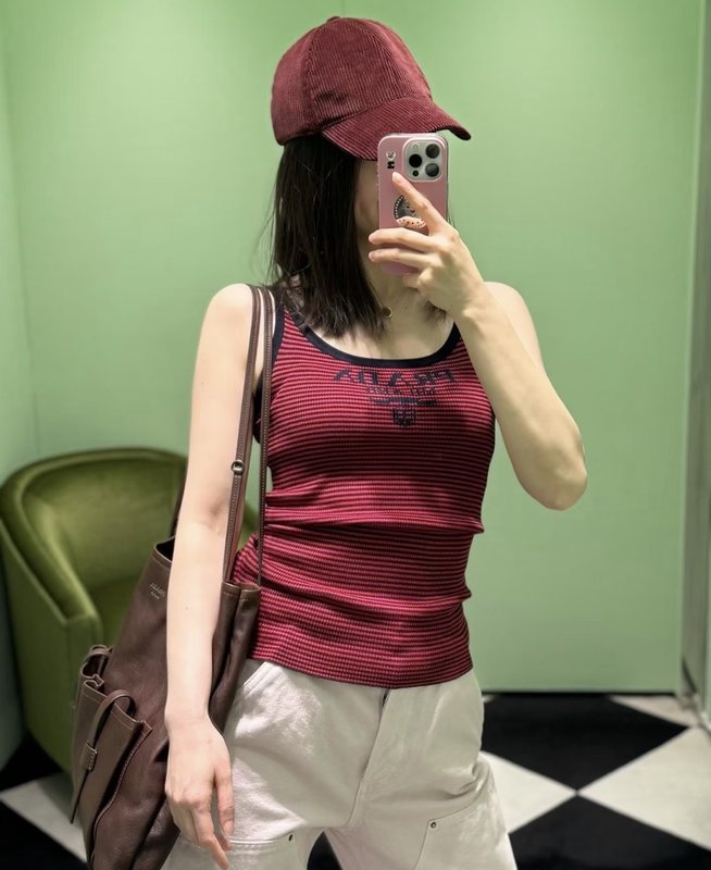 프라다 스트라이프 와이드 더 U 넥 조끼 001-256130