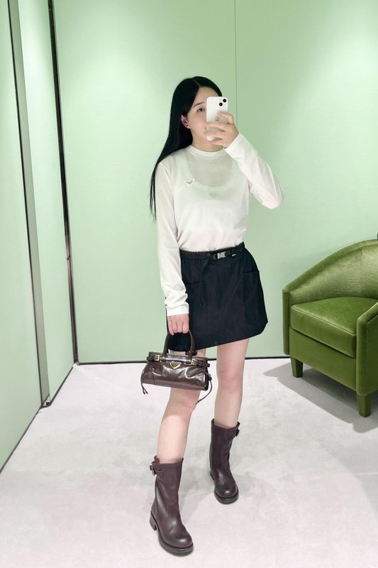 프라다 클래식 나일론 벨트 블랙 스커트 001-256133