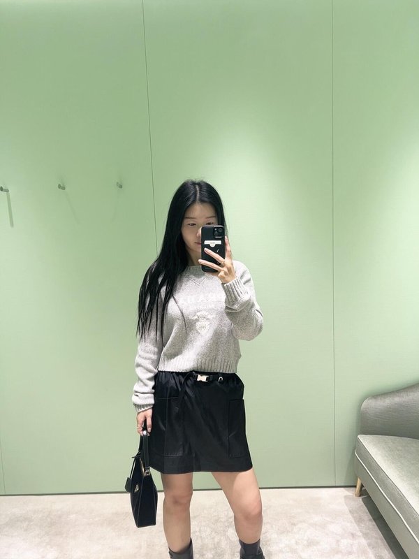프라다 클래식 나일론 벨트 블랙 스커트 001-256133