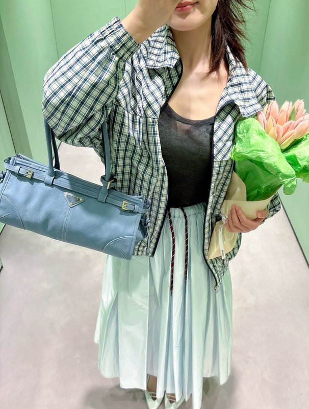 연청색 고무줄 허리 나일론 스커트 001-256152