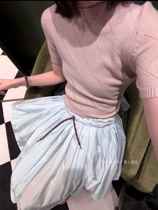 연청색 고무줄 허리 나일론 스커트 001-256152