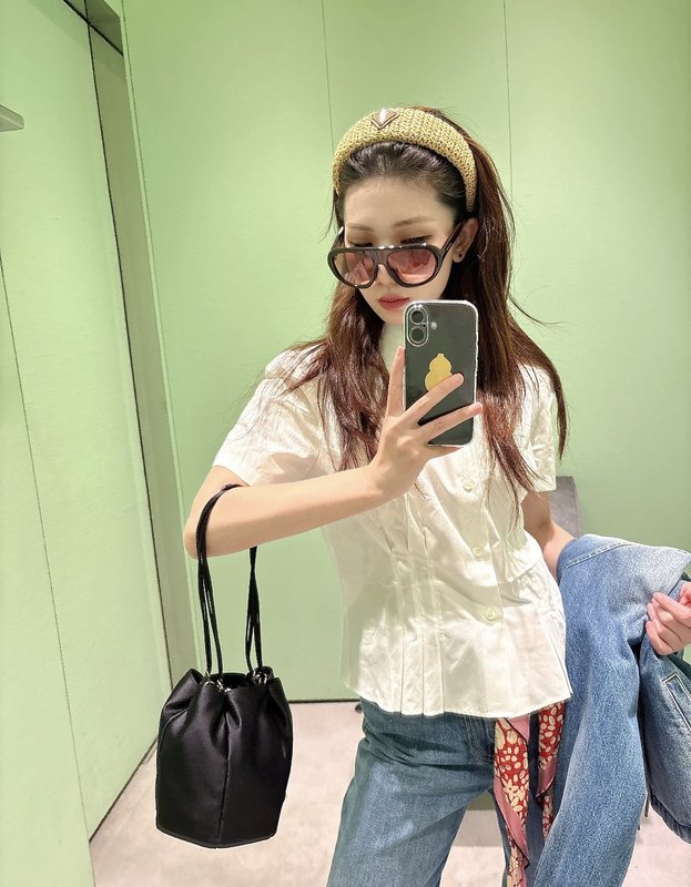 프라다 하이브랜치 면 셔츠 숏 기장 001-256159