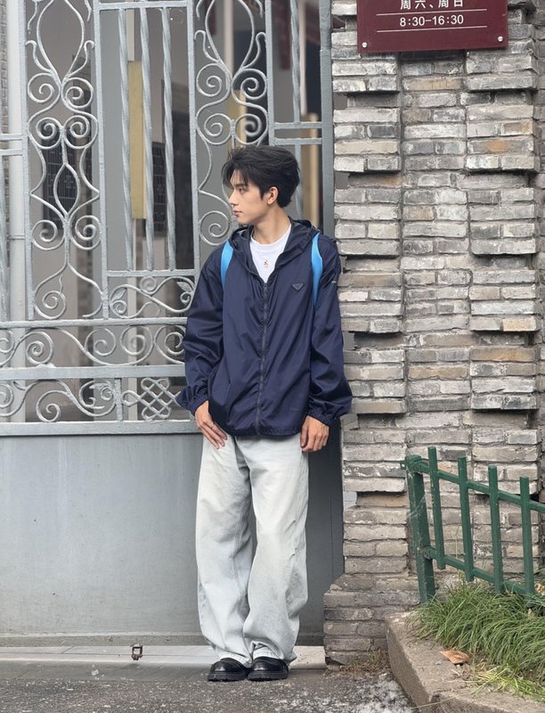 네이비 삼각 로고 후드 나일론 자켓 001-256160