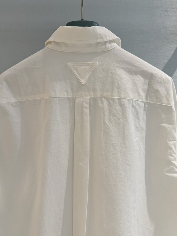 컬러블록 자수 로고 루즈핏 린넨 셔츠 001-256175