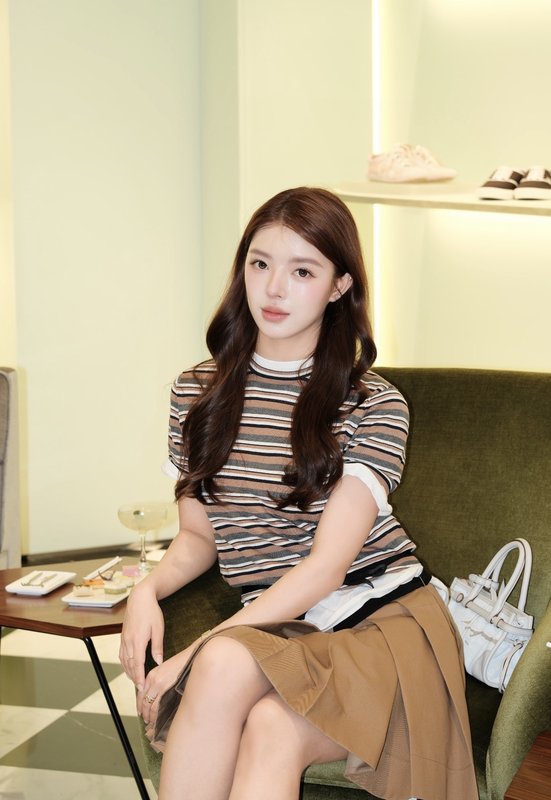 레트로 브라운 스트라이프 니트 반팔 티셔츠 001-256179