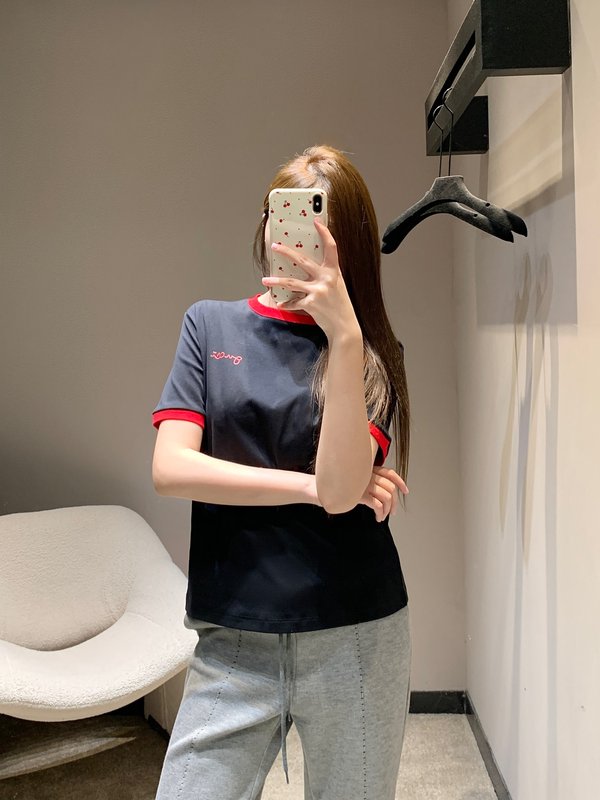 컬러 포인트 라운드넥 로고 프린트 반팔 티셔츠 001-256257