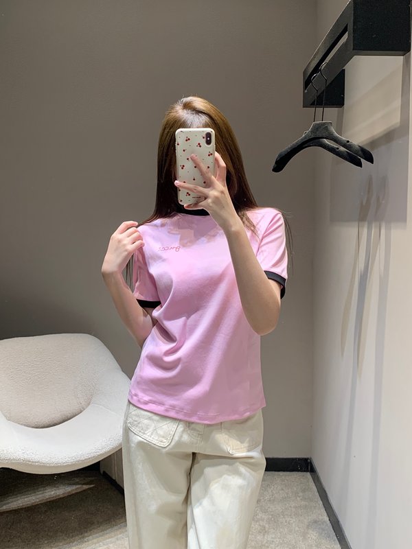 컬러 포인트 라운드넥 로고 프린트 반팔 티셔츠 001-256258