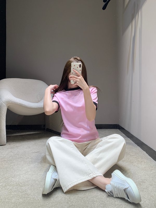 컬러 포인트 라운드넥 로고 프린트 반팔 티셔츠 001-256258