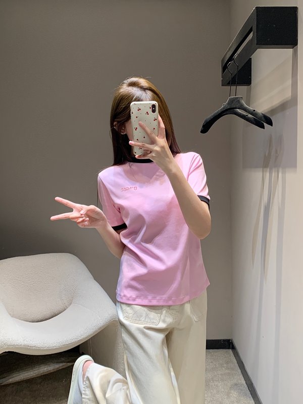컬러 포인트 라운드넥 로고 프린트 반팔 티셔츠 001-256258