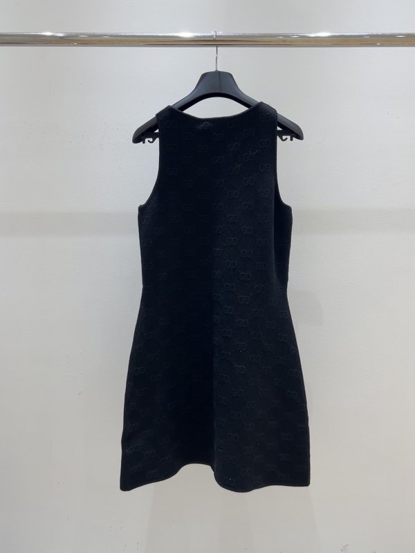 구찌 블랙 레터링 자카드 민소매 원피스 001-256284