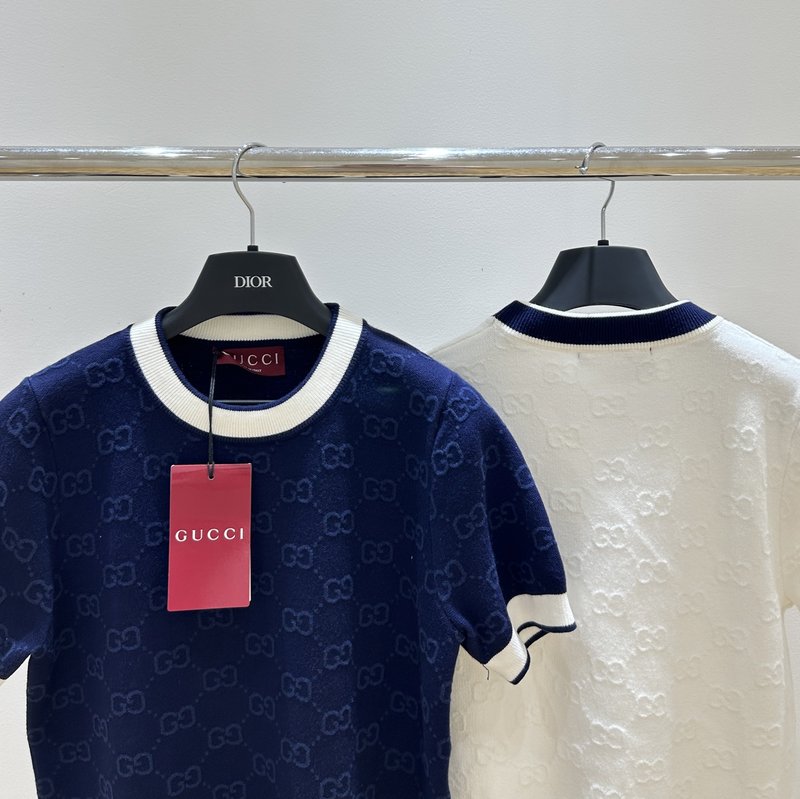 구찌 컬러 블록 레터 자카드 라운드넥 반팔 티셔츠 001-256339