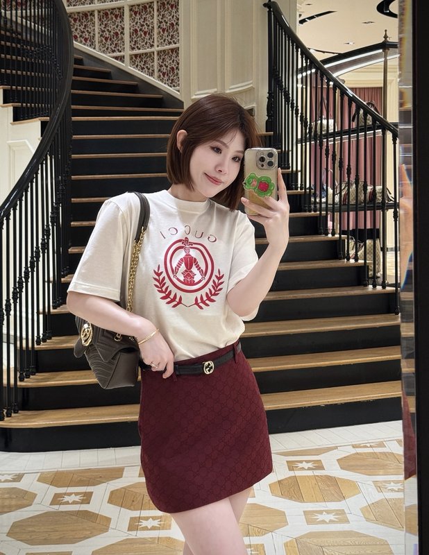 구찌 클래식 월계수 로고 프린트 오버사이즈 반팔 티셔츠 001-256355