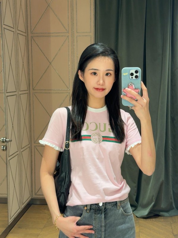 구찌 레터 프린트 러플 숏슬리브 티셔츠 001-256389