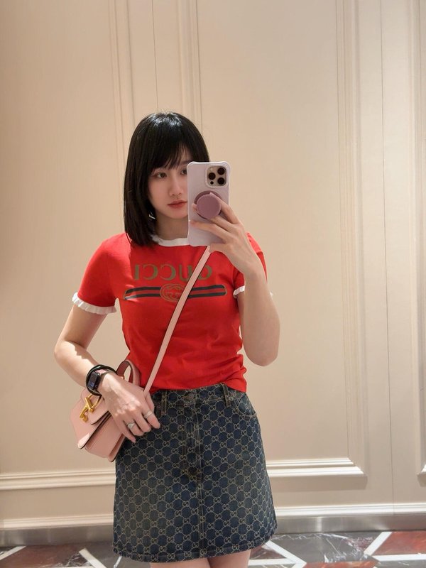 구찌 레터 프린트 러플 숏슬리브 티셔츠 001-256391