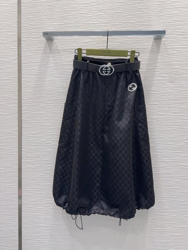 심플 럭셔리 블랙 스커트 001-256403