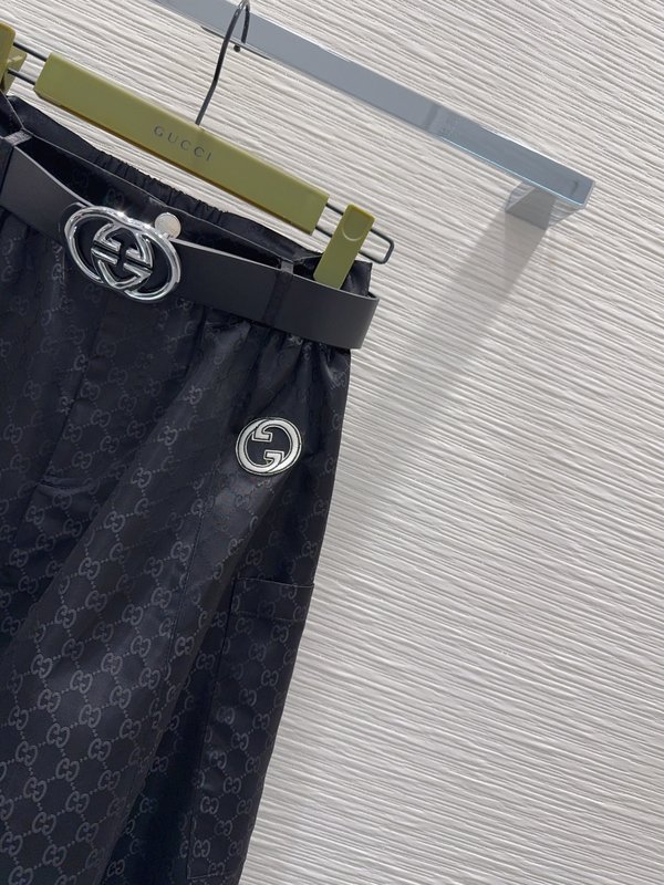 심플 럭셔리 블랙 스커트 001-256403
