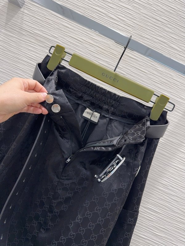 심플 럭셔리 블랙 스커트 001-256403