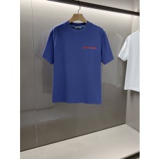 프라다 남성 라운드넥 반팔 티셔츠 001-256536
