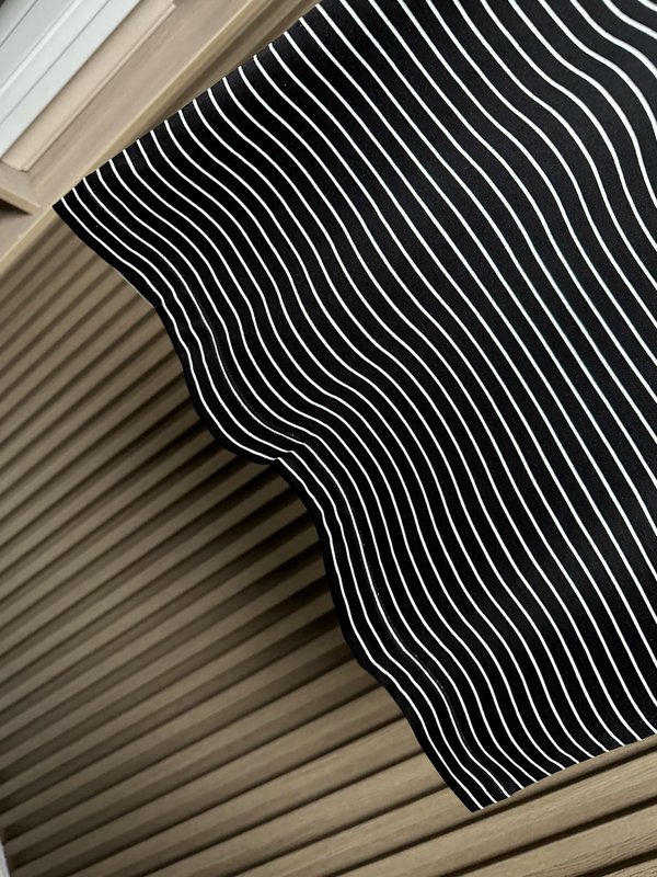 프라다 2026 봄여름 신상 남성 반팔 티셔츠 001-256547