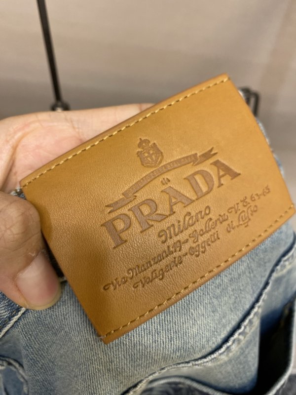 프라다 남성 슬림 스트레이트 데님 팬츠 001-256569