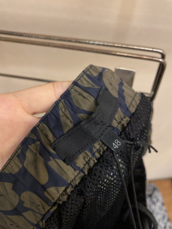 프라다 플라워 디지털 프린트 나일론 반바지 001-256613