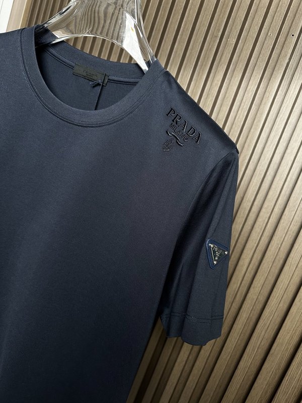 프라다 남성 면 라운드넥 반팔 티셔츠 001-256655
