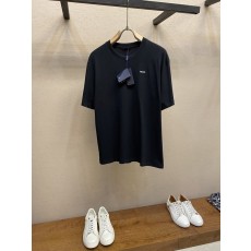 프라다 스몰 로고 자수 코튼 반팔 티셔츠 001-256732