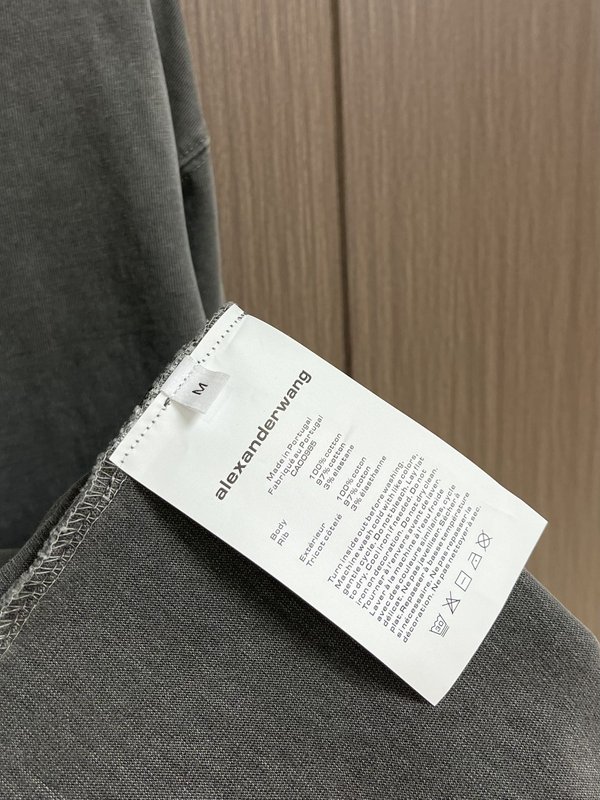 알렉산더왕 로고 엠보싱 긴팔 티셔츠 001-256835
