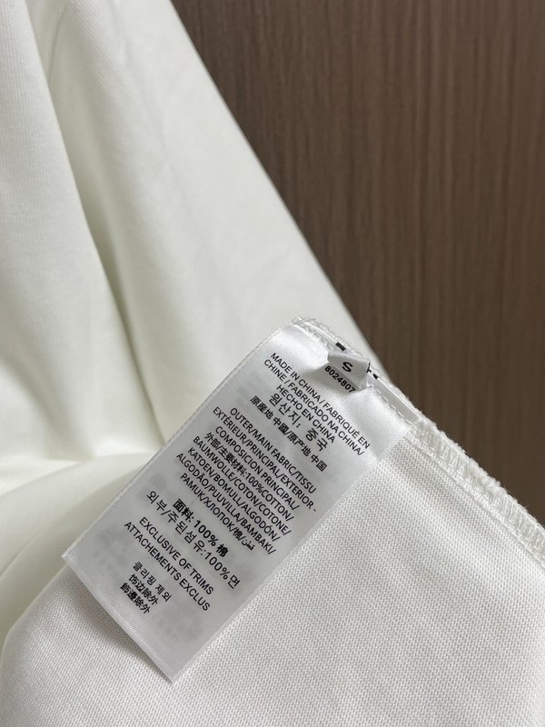 알렉산더왕 반짝이 프린팅 숏슬리브 티셔츠 001-256854