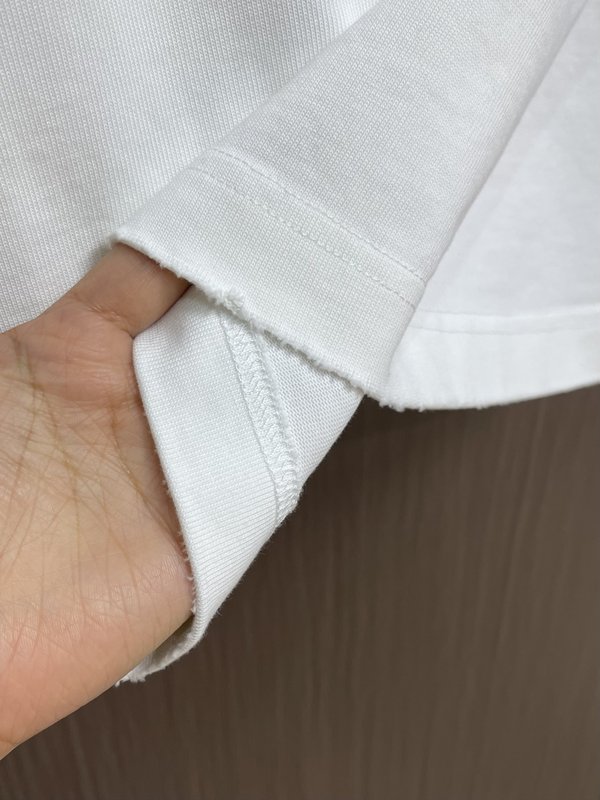 알렉산더왕 반짝이 프린팅 숏슬리브 티셔츠 001-256854