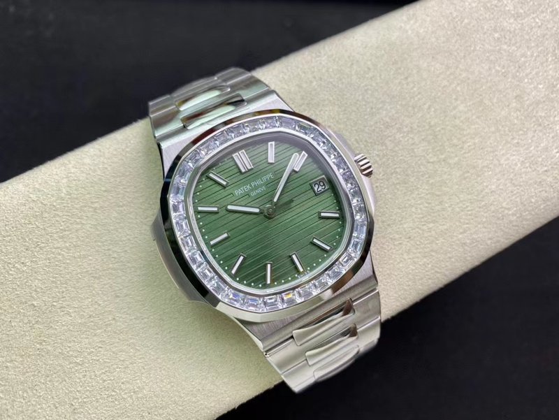 올리브 그린 다이얼 다이아몬드 세팅 오토매틱 남성 시계 001-256958