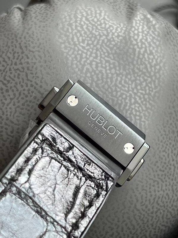 위블롯 클래식 퓨전 블랙 세라믹 오토매틱 시계 001-257391
