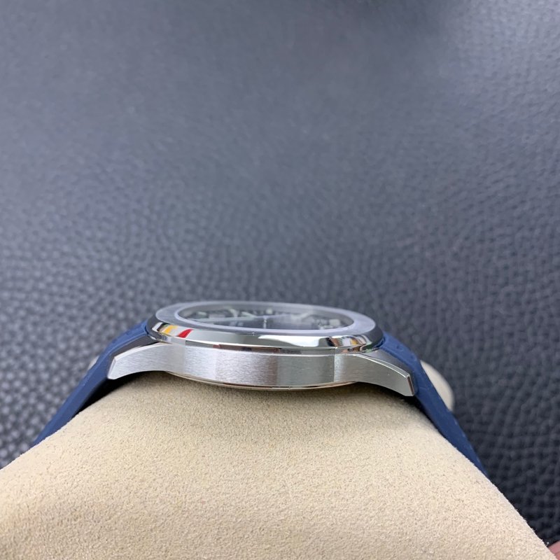 파텍 필립 블루 다이얼 시계 001-257876
