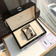 파텍 필립 노틸러스 쿼츠 여성용 시계 001-258018