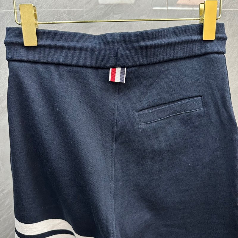브라운 클래식 4 바 스트라이프 쇼츠 001-258031