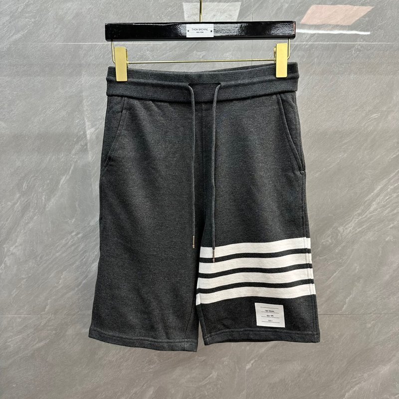 브라운 클래식 4 바 스트라이프 숏팬츠 001-258032