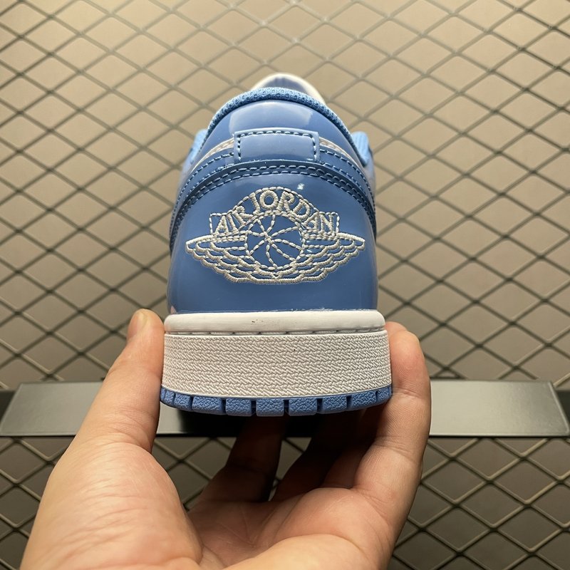 조던 1 로우 농구화 블루 화이트 컬러 001-258798