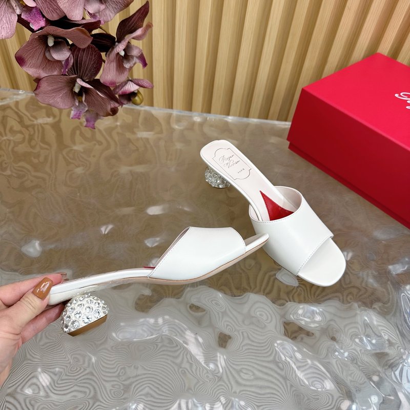로저비비에 미니 브로슈 비비에 크리스털 버클 하프 슬리 001-258897