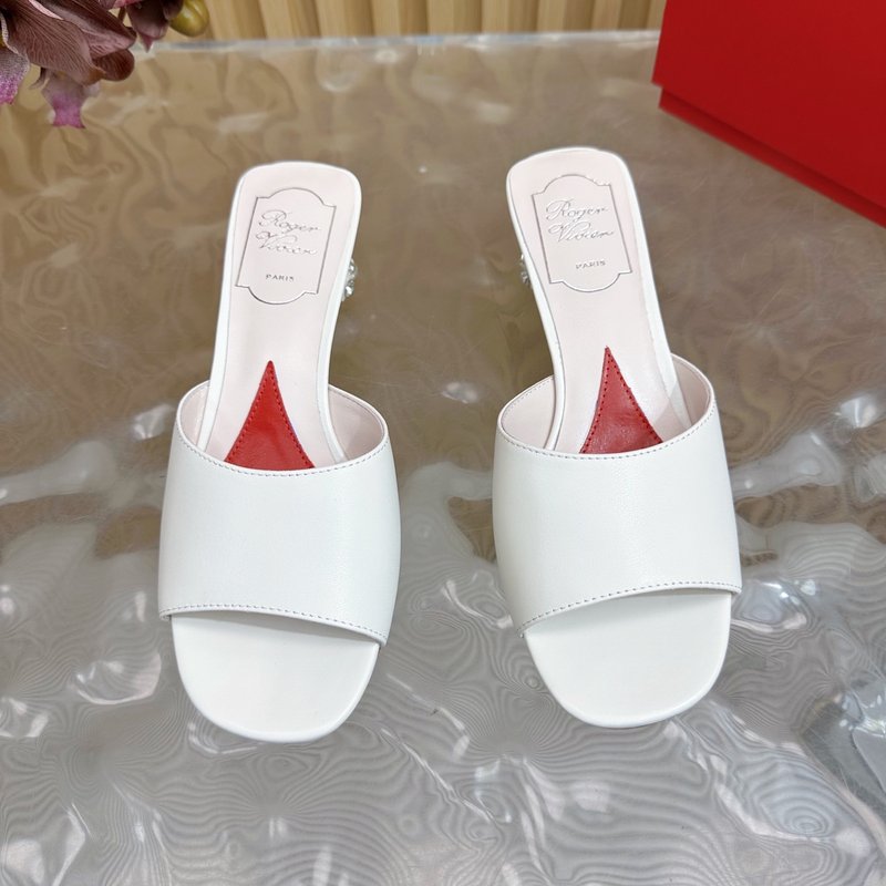 로저비비에 미니 브로슈 비비에 크리스털 버클 하프 슬리 001-258897
