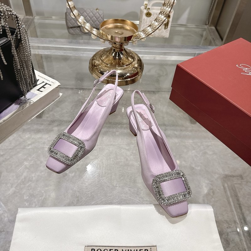 로저 비비에 실크 새틴 다이아몬드 버클 하이힐 샌들 001-258936