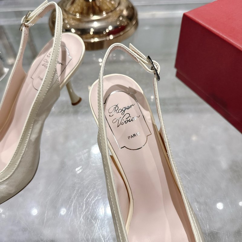RV 스타일 버클 하이힐 샌들 우아한 통근 001-258955